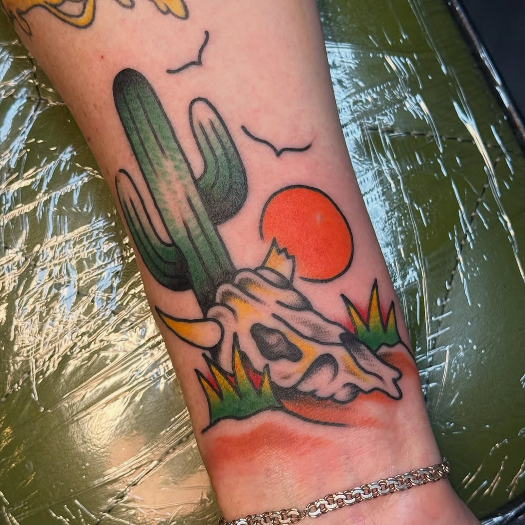 Tattoo by @traddymaddie β american_traditional