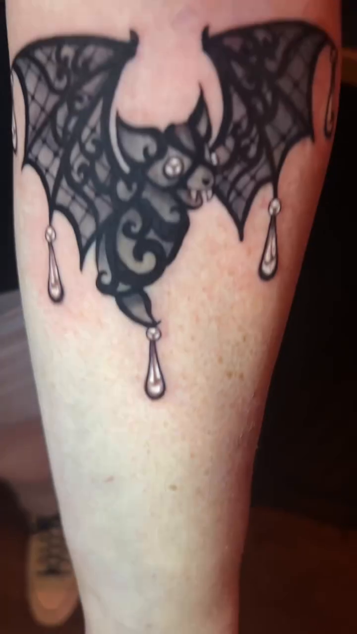 Tattoo by @meganchevatewa — blackwork, ornamental