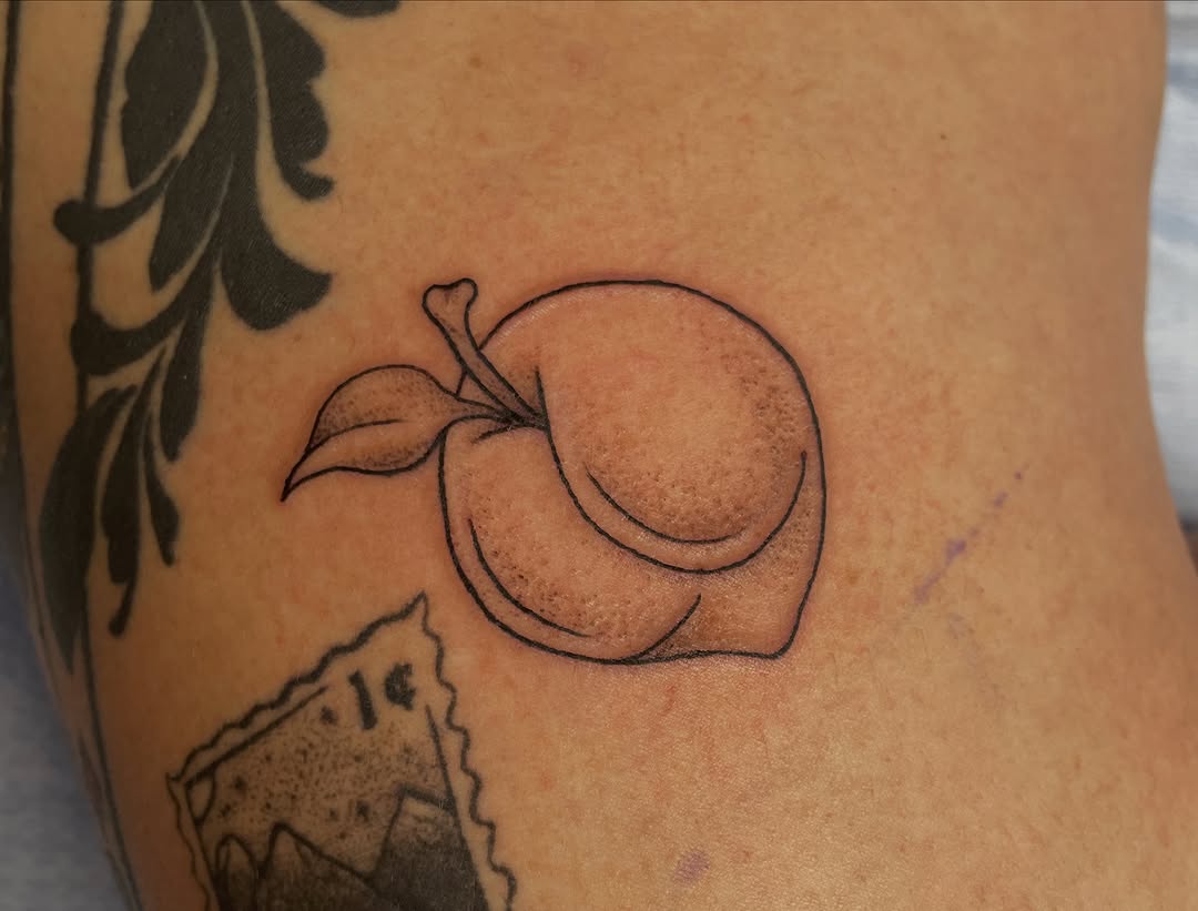 Tattoo by @leahelisabethtattoos — black_and_grey