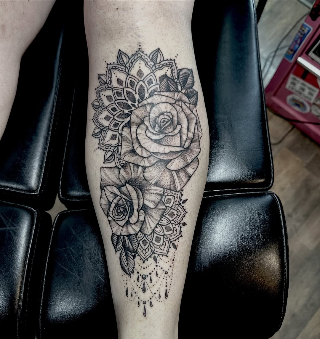 Tattoo by @shleeuhzahshade — black_and_grey