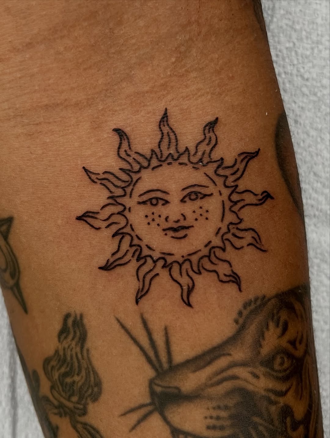 Tattoo by @dirty_funq — illustrative, fine_line