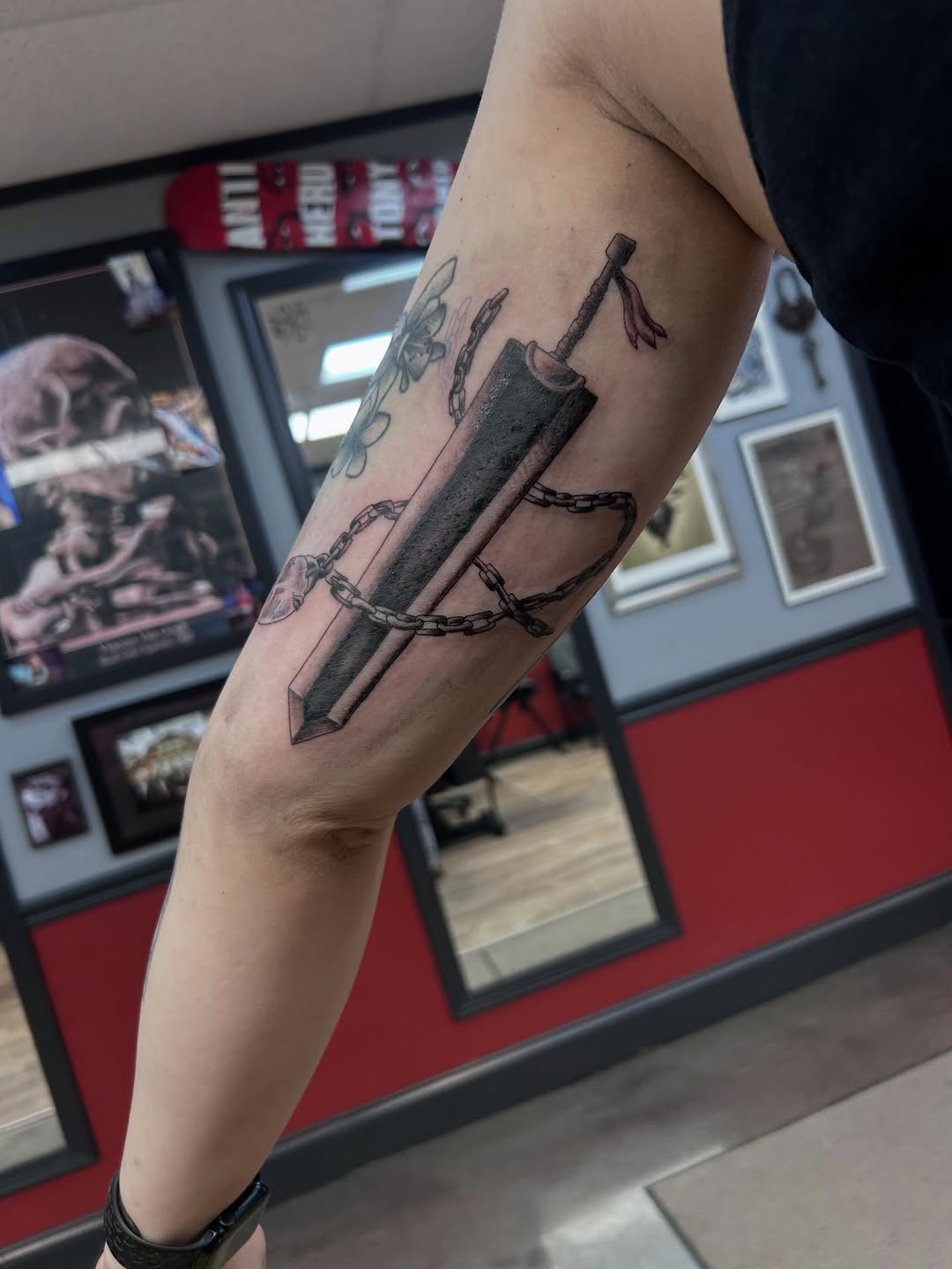 Tattoo by @ricardomotatattoo — black_and_grey