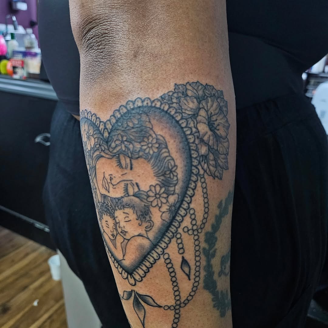 Tattoo by @hbld_danny — black_and_grey