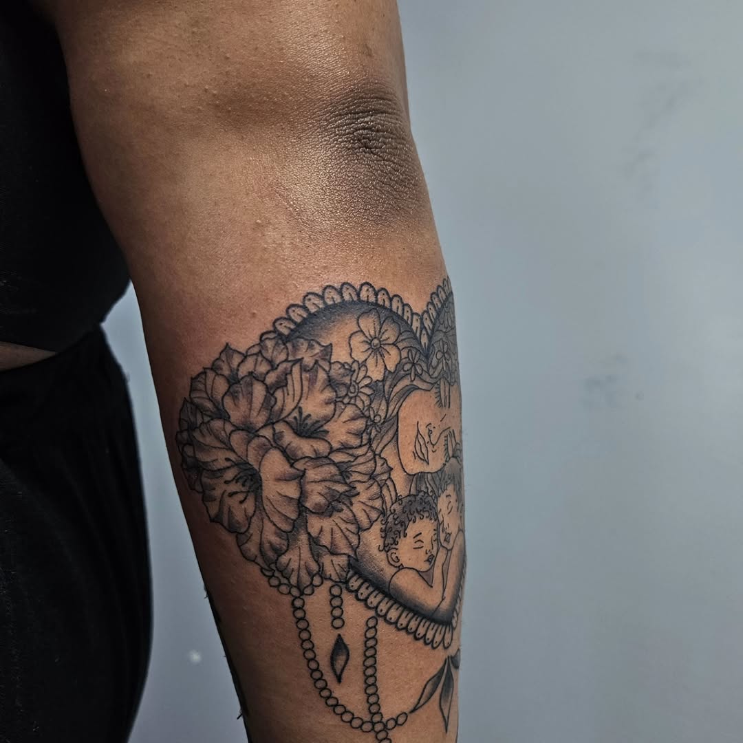 Tattoo by @hbld_danny — black_and_grey