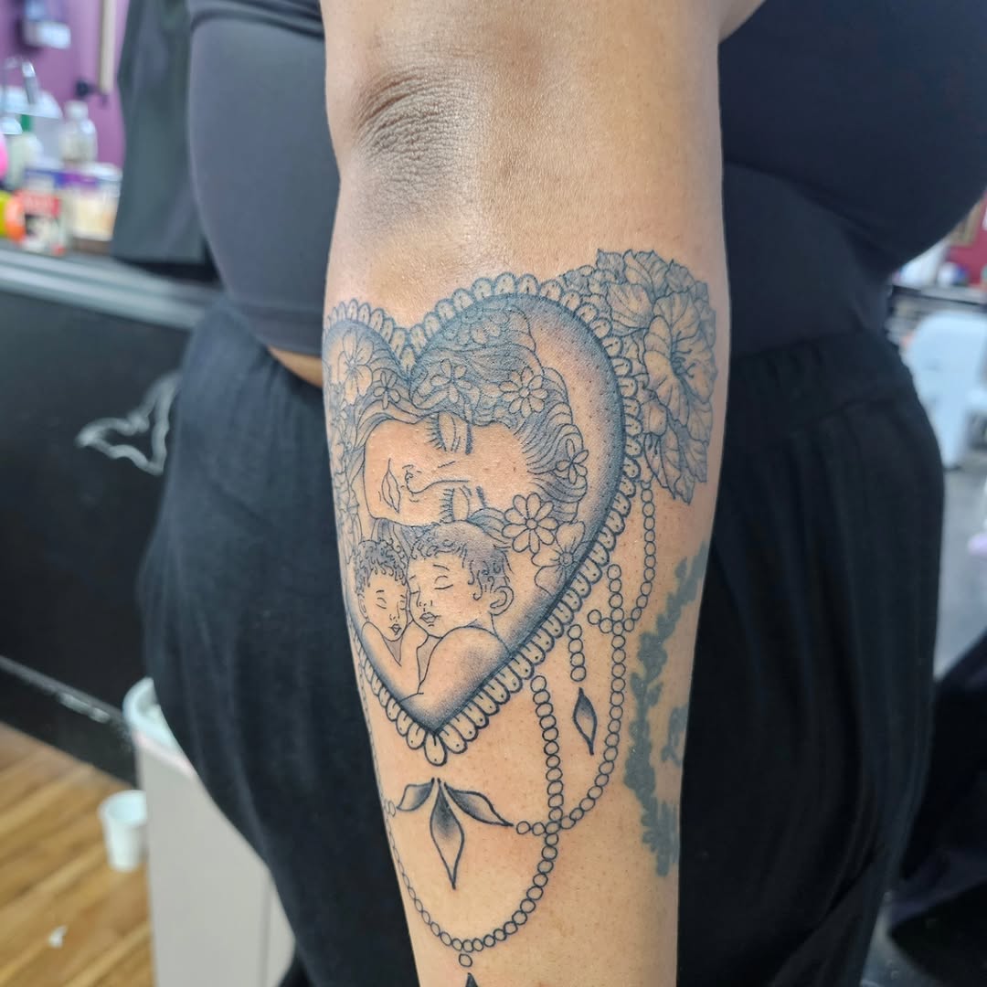 Tattoo by @hbld_danny — black_and_grey
