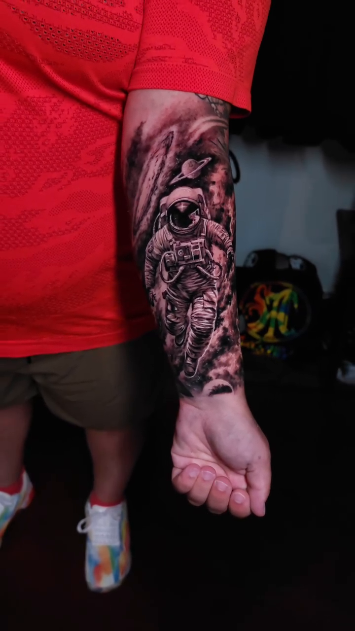 Tattoo by @david_rhapsody — realism, black_and_grey