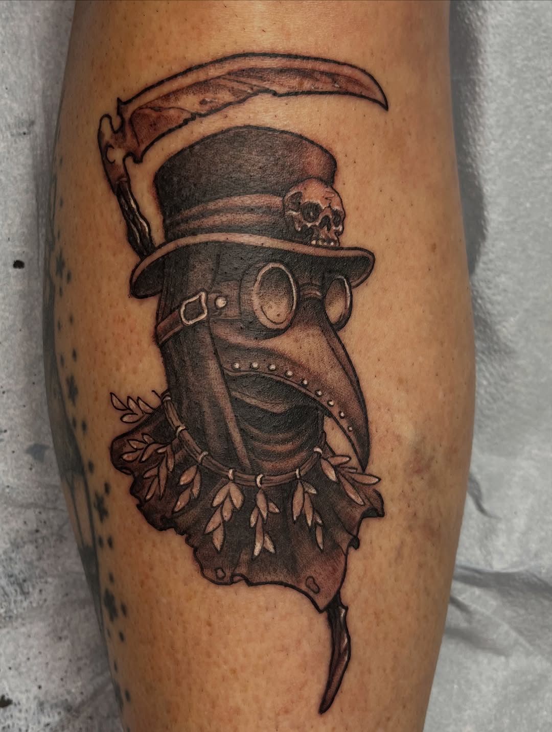 Tattoo by @edflorestattoo — black_and_grey, realism