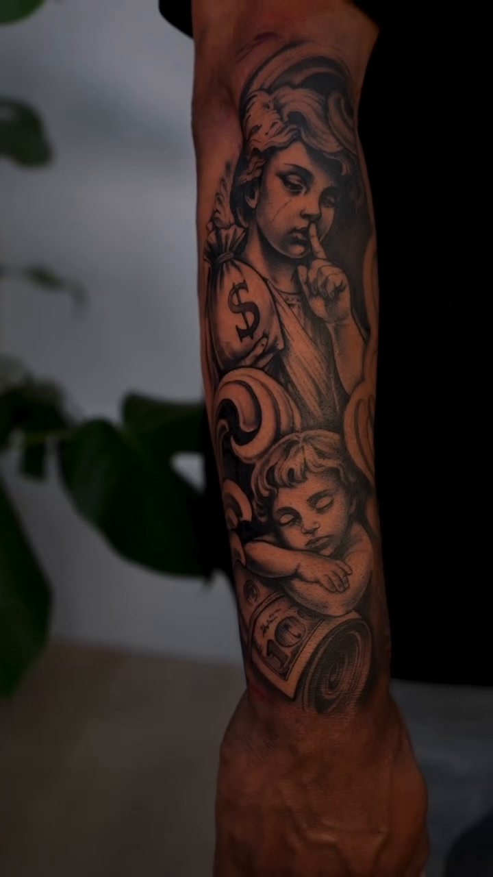 Tattoo by @ana.inked โ black_and_grey, illustrative