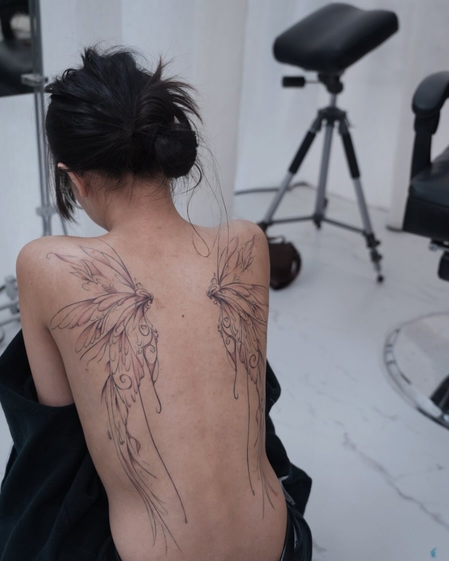 Tattoo by @titi.inink β fine_line, ornamental