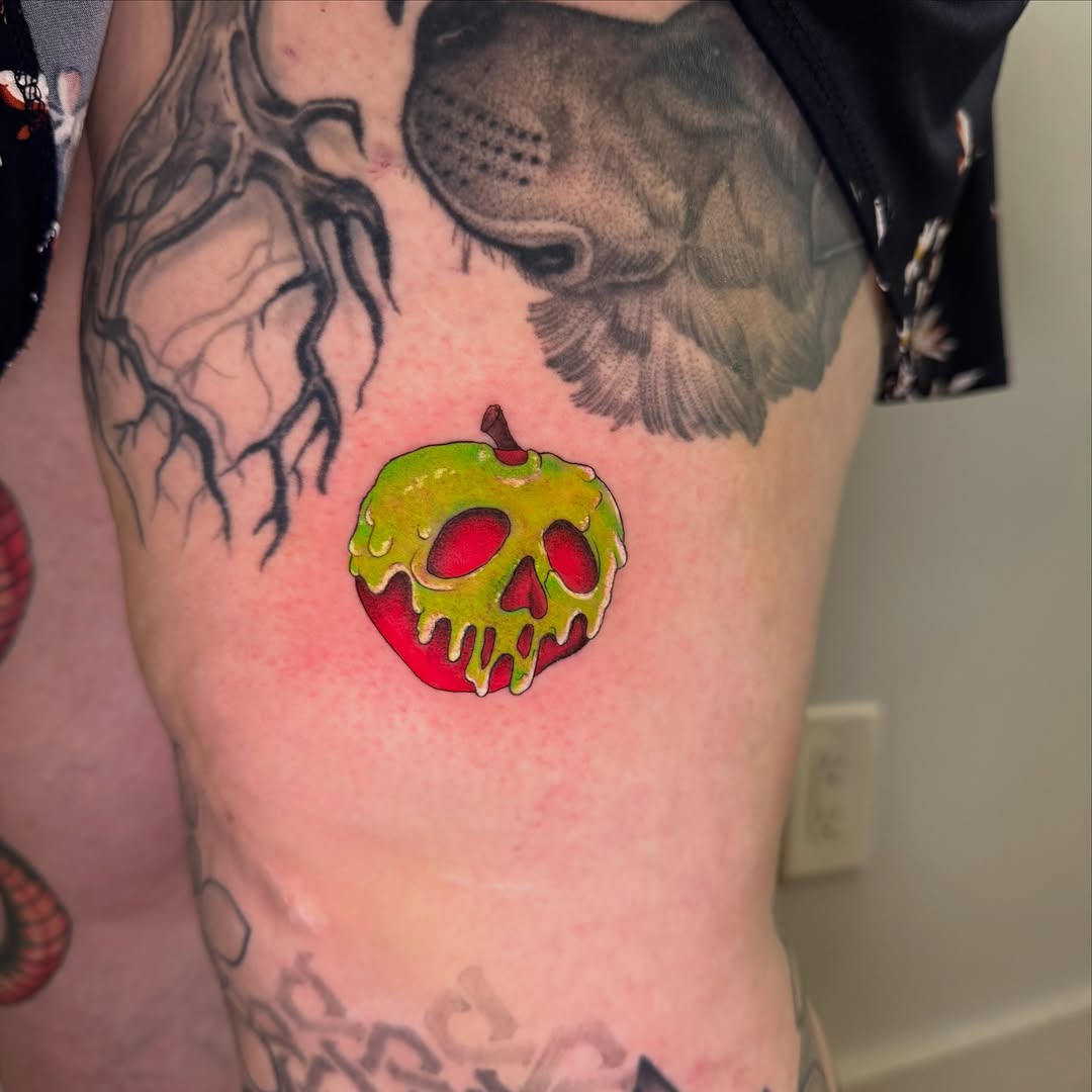 Tattoo by @sabrina_tattoos_ — new_school