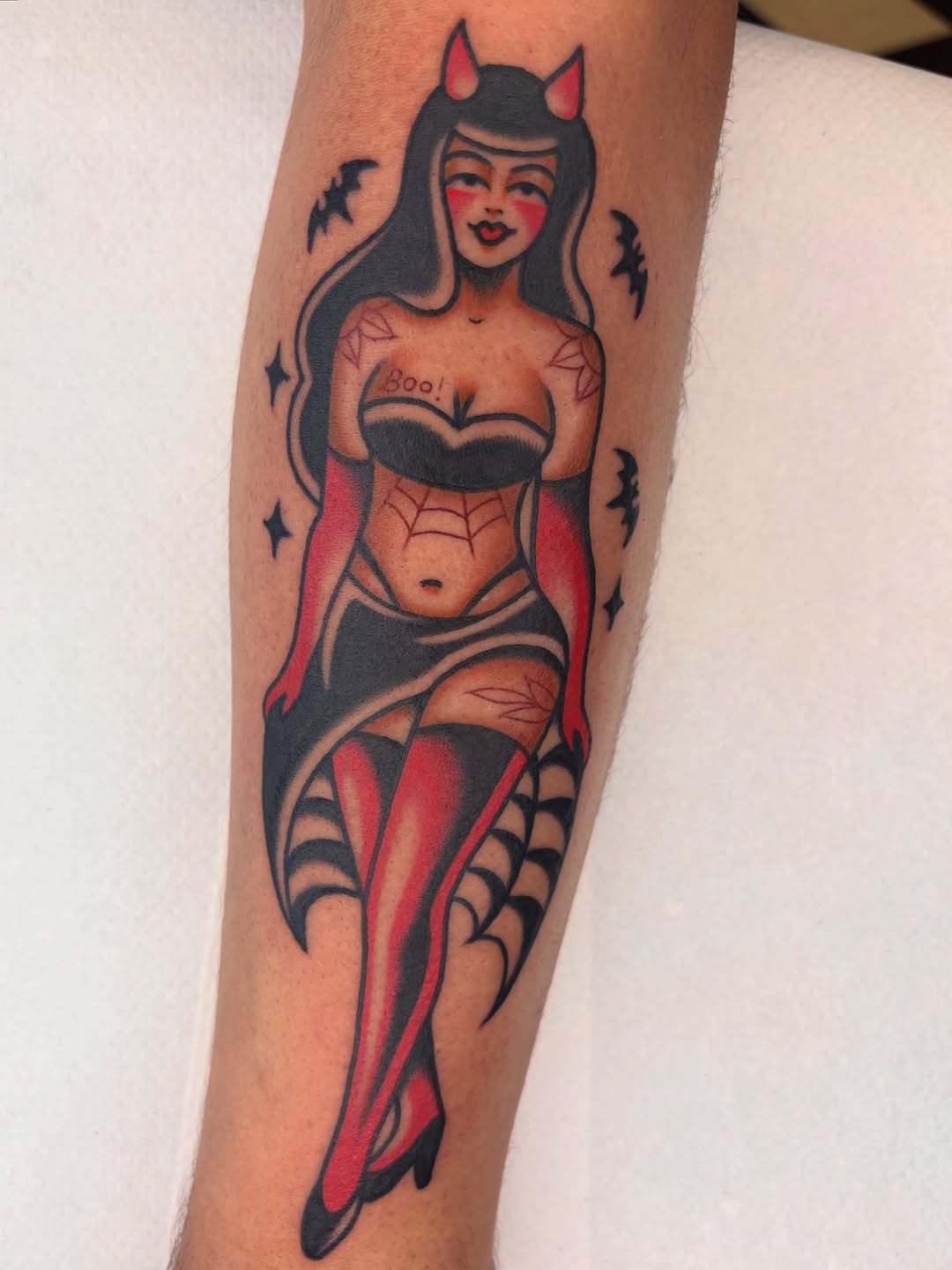 Tattoo by @tatturo_ โ american_traditional
