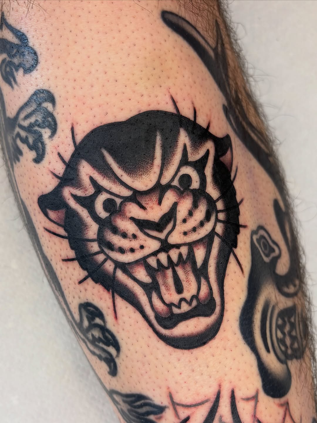 Tattoo by @tatturo_ โ american_traditional, black_and_grey