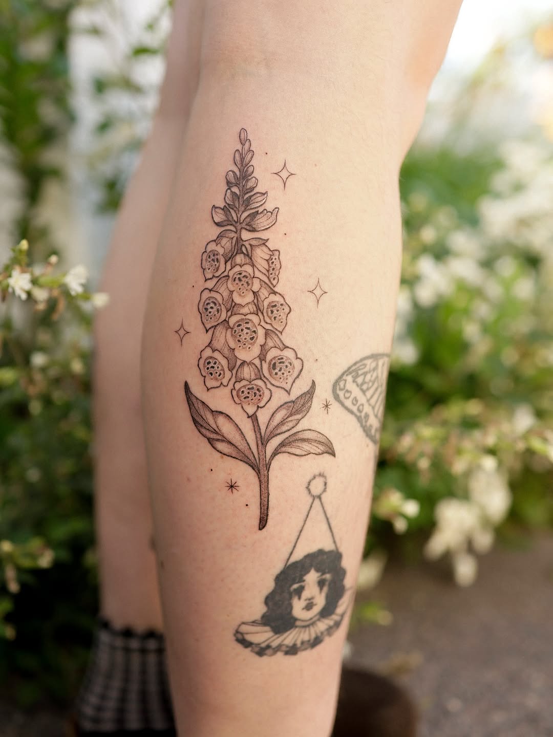 Tattoo by @averistattoo — fine_line