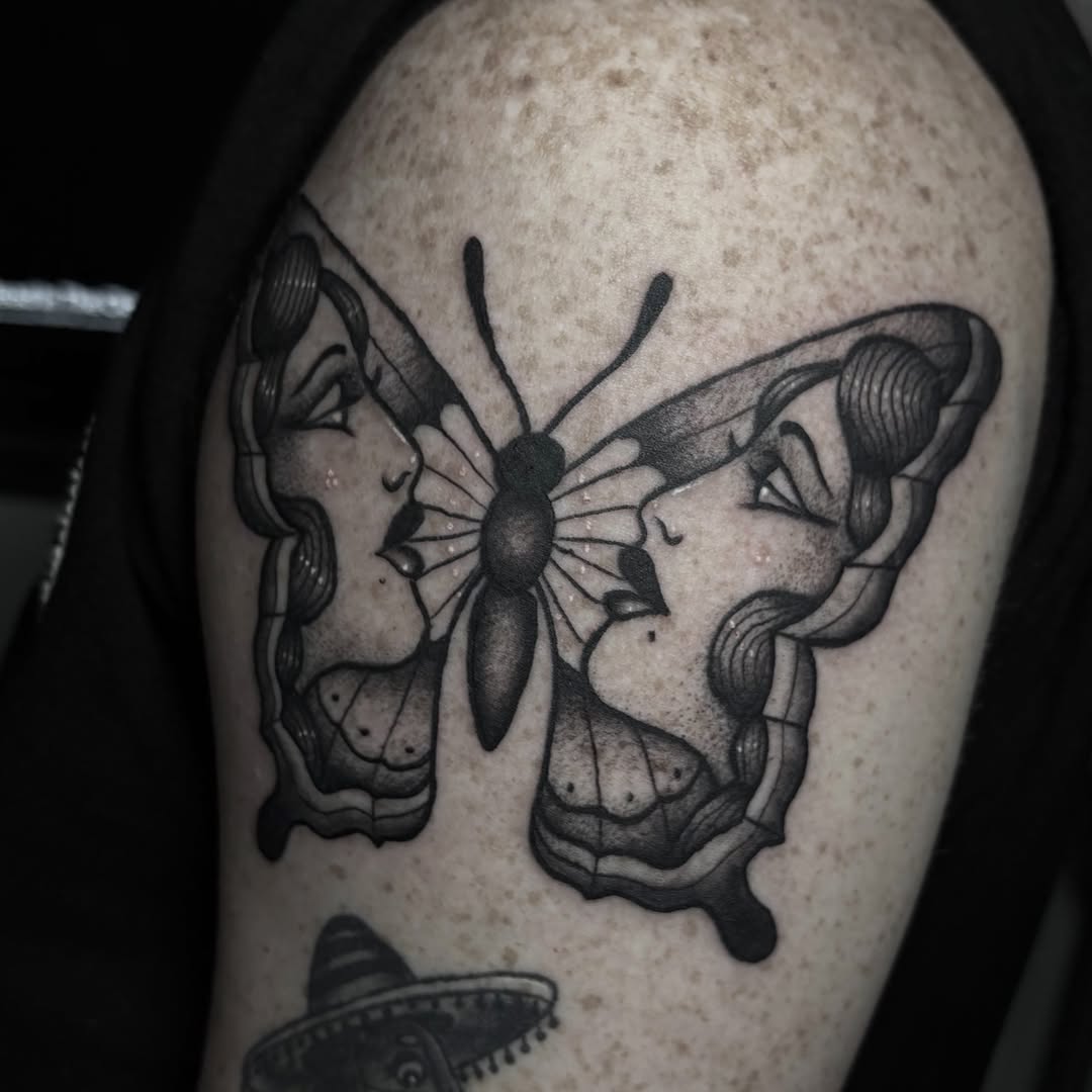 Tattoo by @venoctemtattoo β american_traditional, neo_traditional