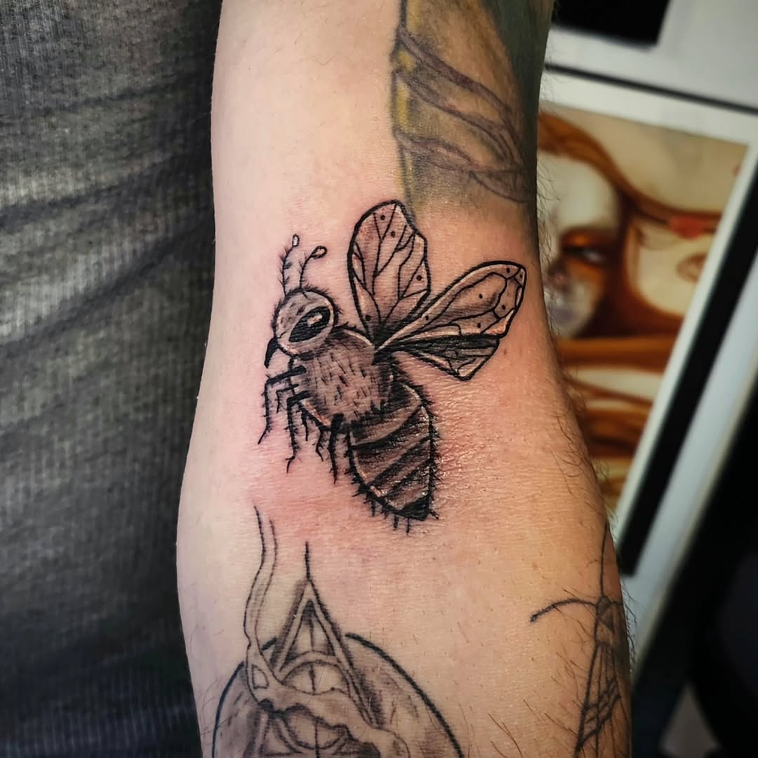 Tattoo by @tattoosbyalmond — black_and_grey, illustrative