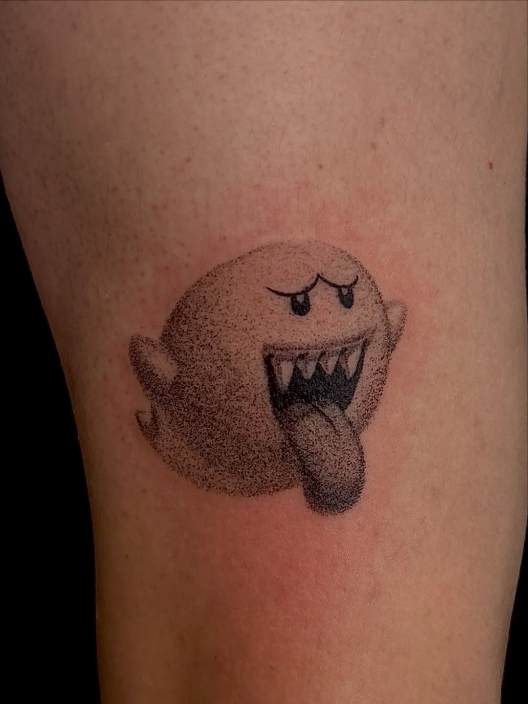 Tattoo by @tofuskintattoo β dotwork, black_and_grey