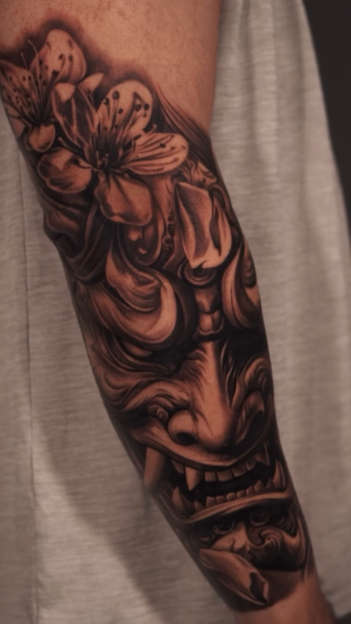 Tattoo by @reyolivarestattoos โ japanese_irezumi, black_and_grey