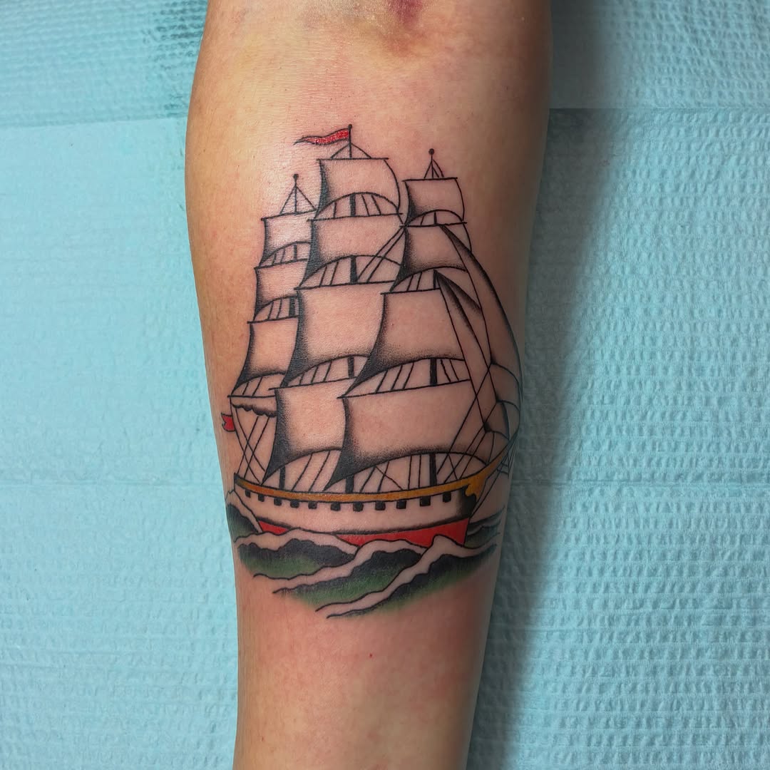Tattoo by @tennessee_tuck — american_traditional