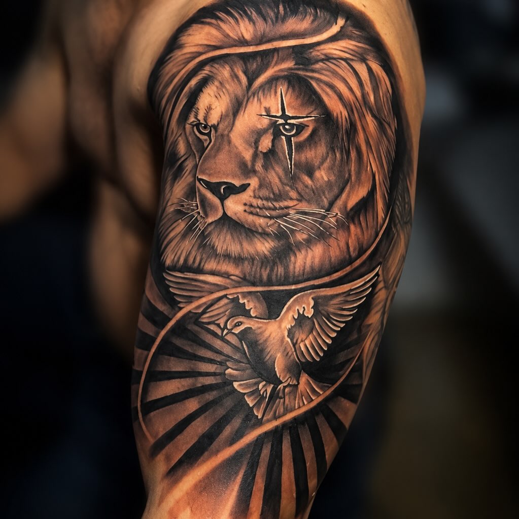 Tattoo by @dayse_ink — realism, black_and_grey