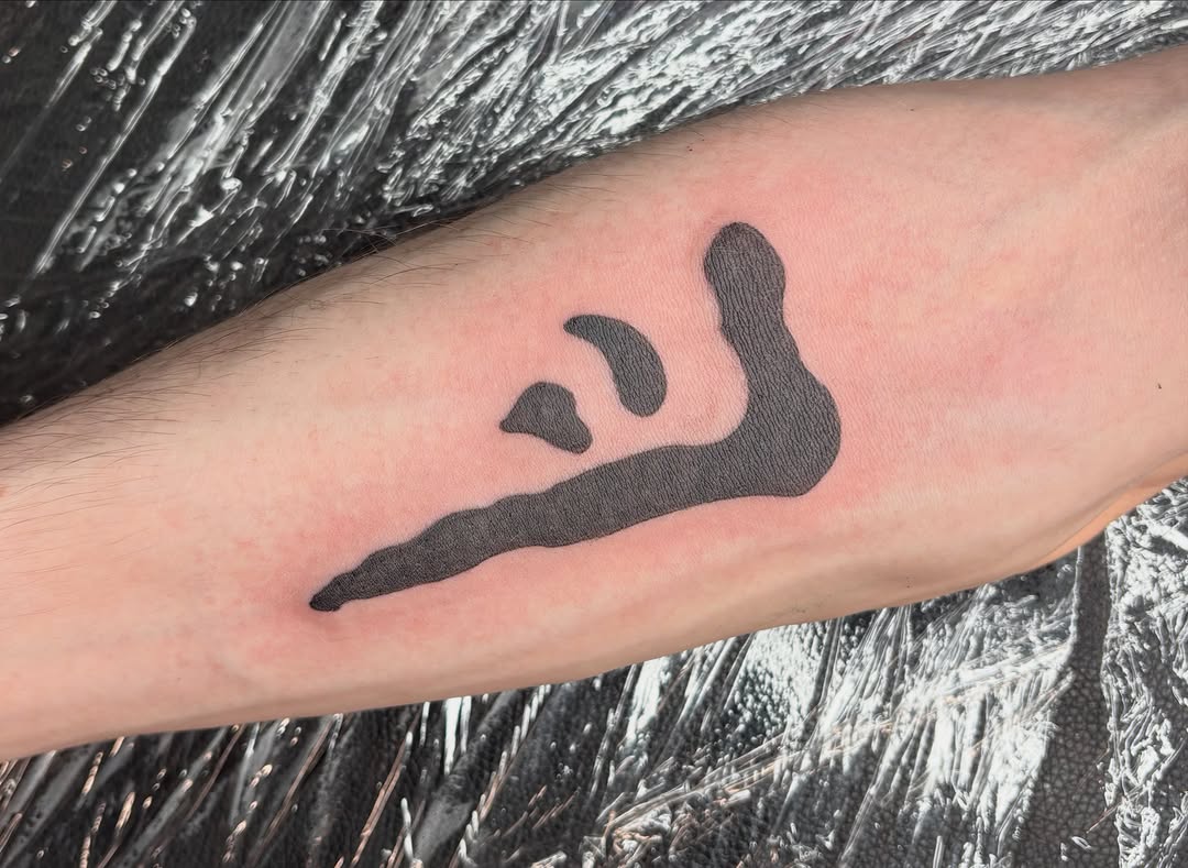 Tattoo by @vivala_goldfish — blackwork