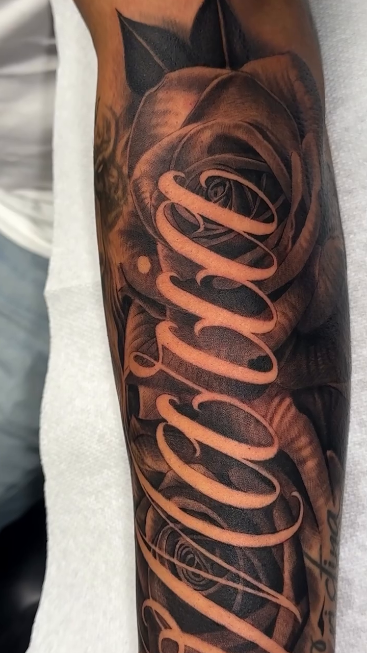Tattoo by @gee_chino — black_and_grey, lettering_script