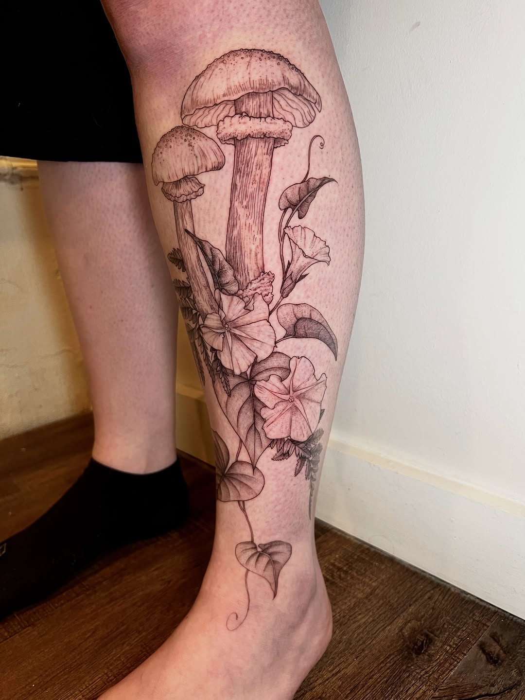 Tattoo by @tatts_n_ash โ illustrative, black_and_grey