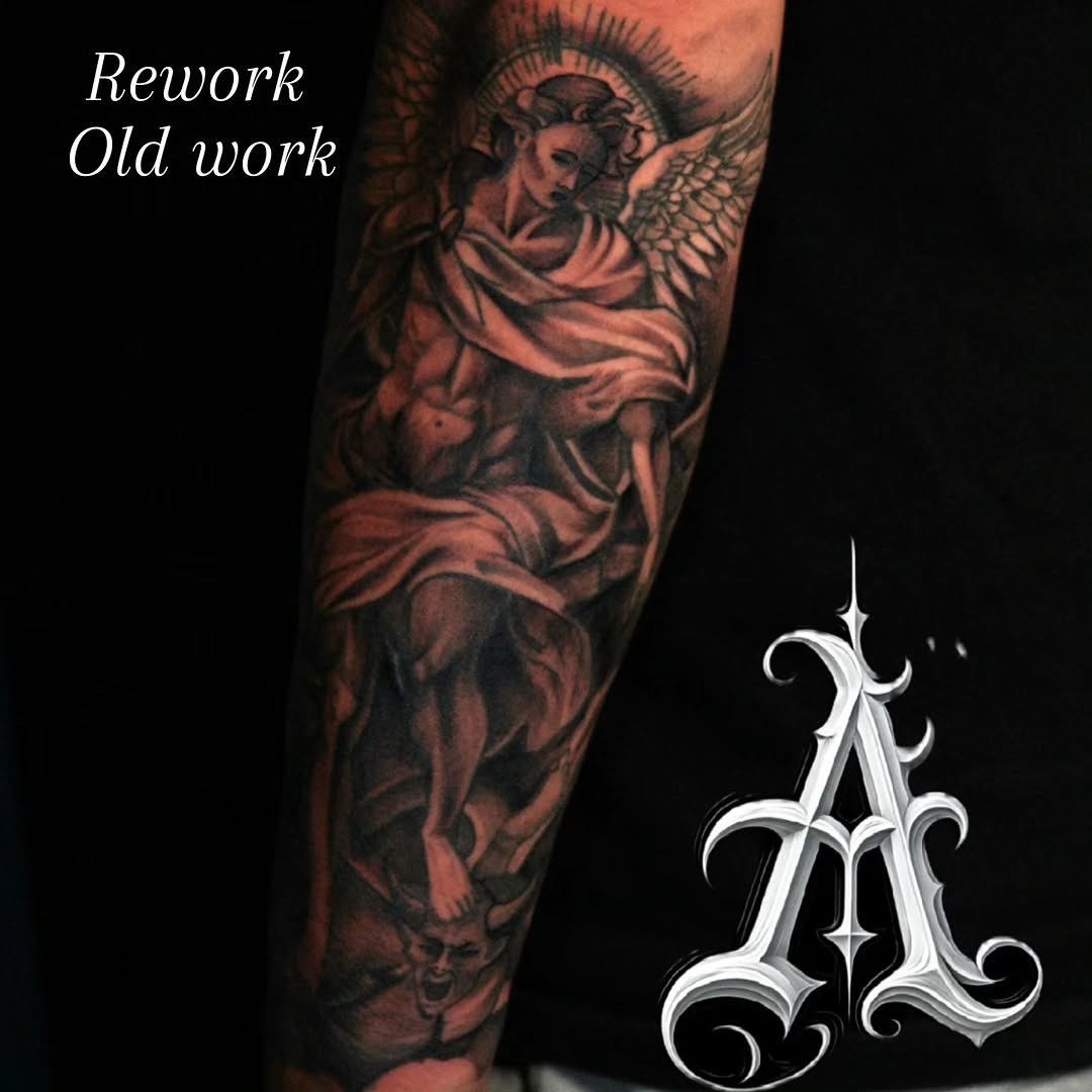 Tattoo by @tattoobytats โ black_and_grey, realism