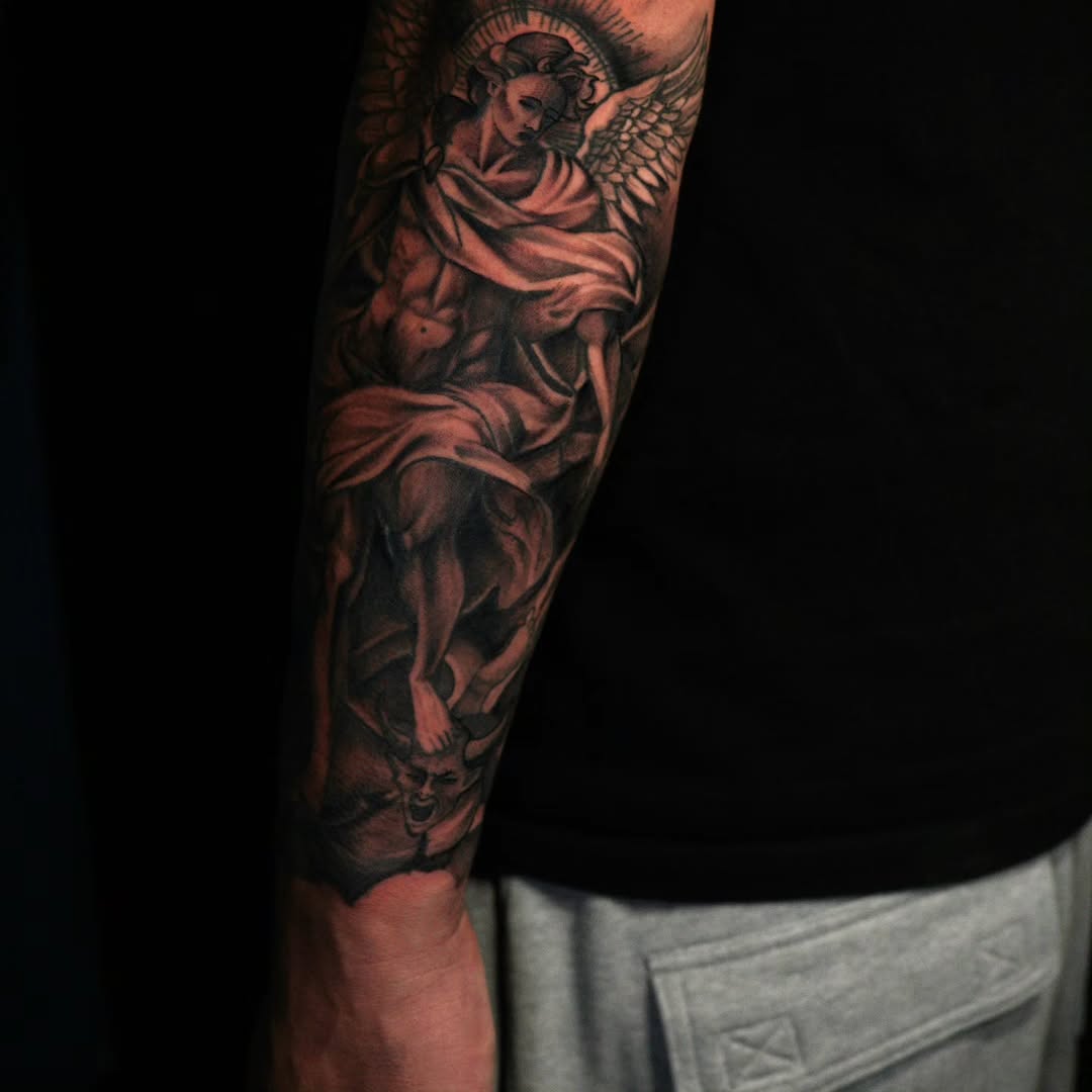 Tattoo by @tattoobytats โ realism, black_and_grey