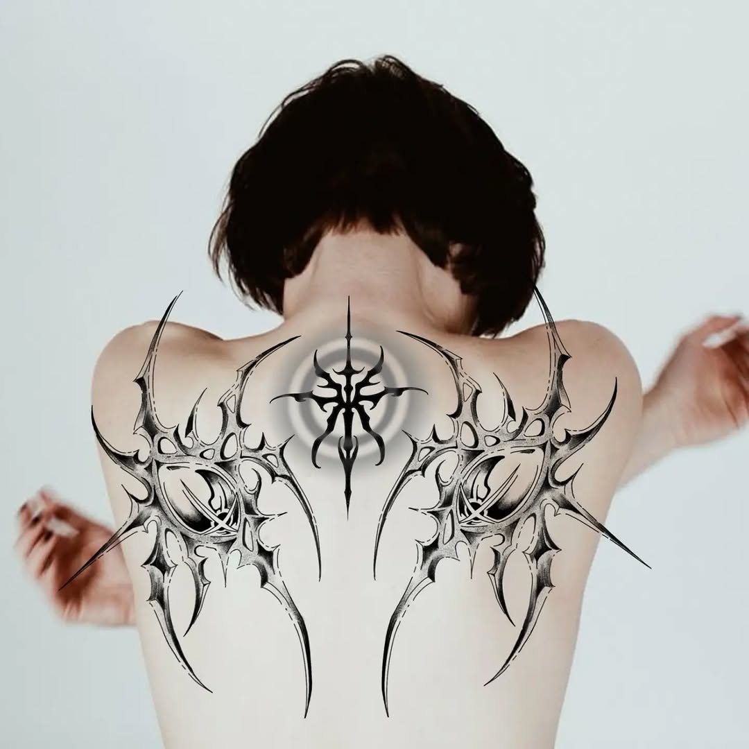 Tattoo by @dazorath — blackwork, geometric