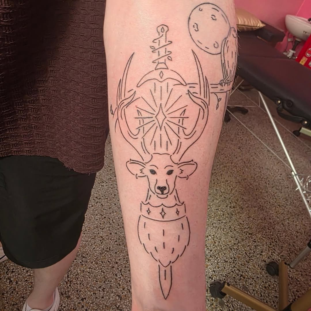 Tattoo by @callmemidas — illustrative, blackwork