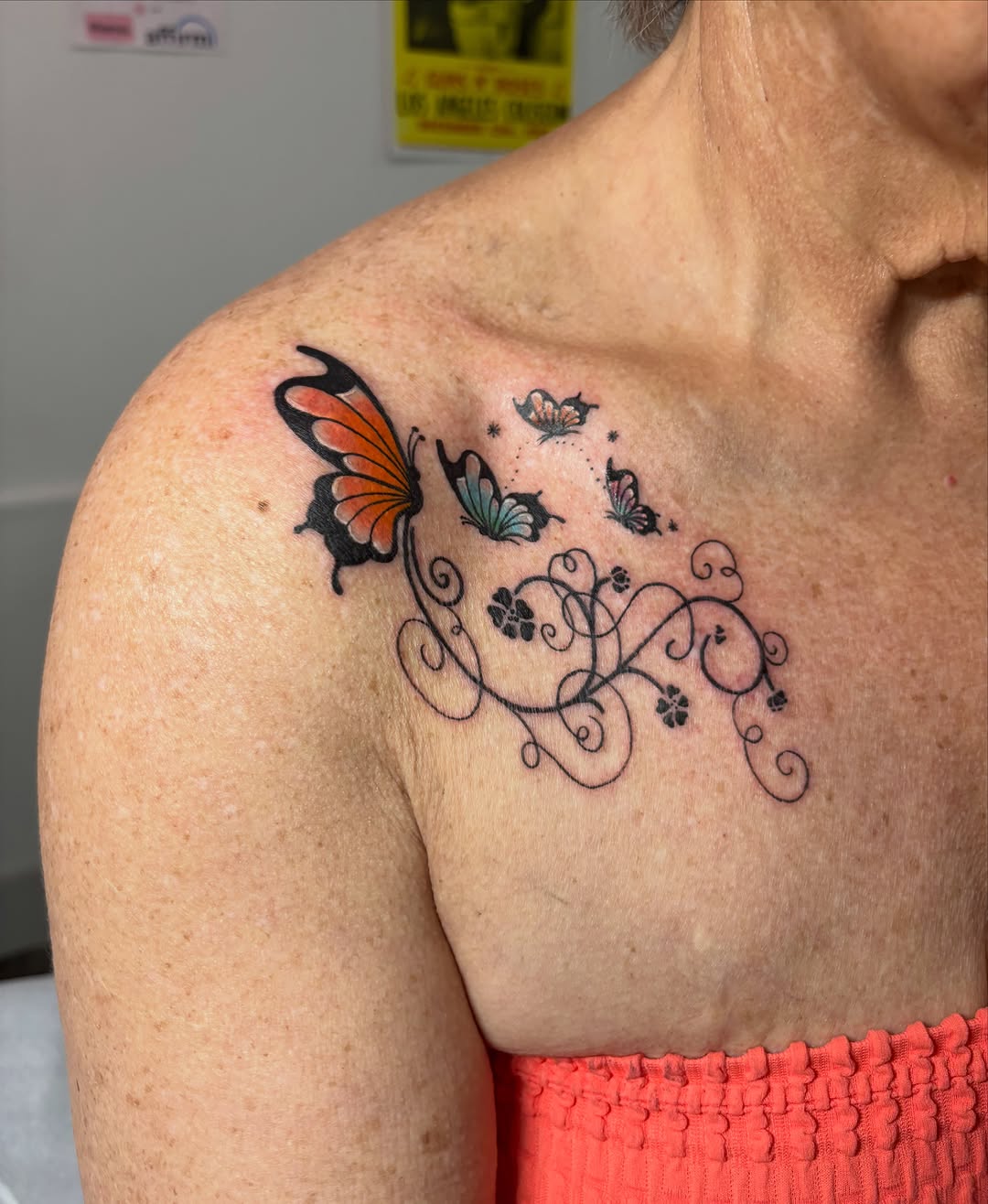 Tattoo by @tatsbybaby — fine_line, color