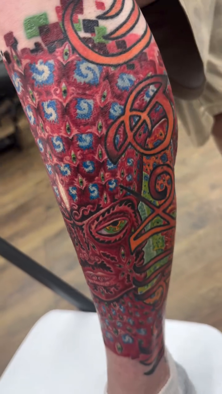 Tattoo by @tat2edsoda — illustrative, ornamental
