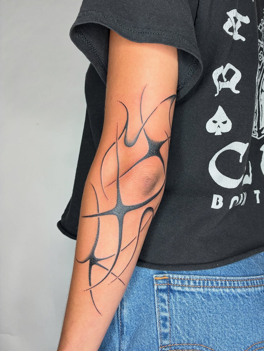Tattoo by @sess_world β illustrative, blackwork