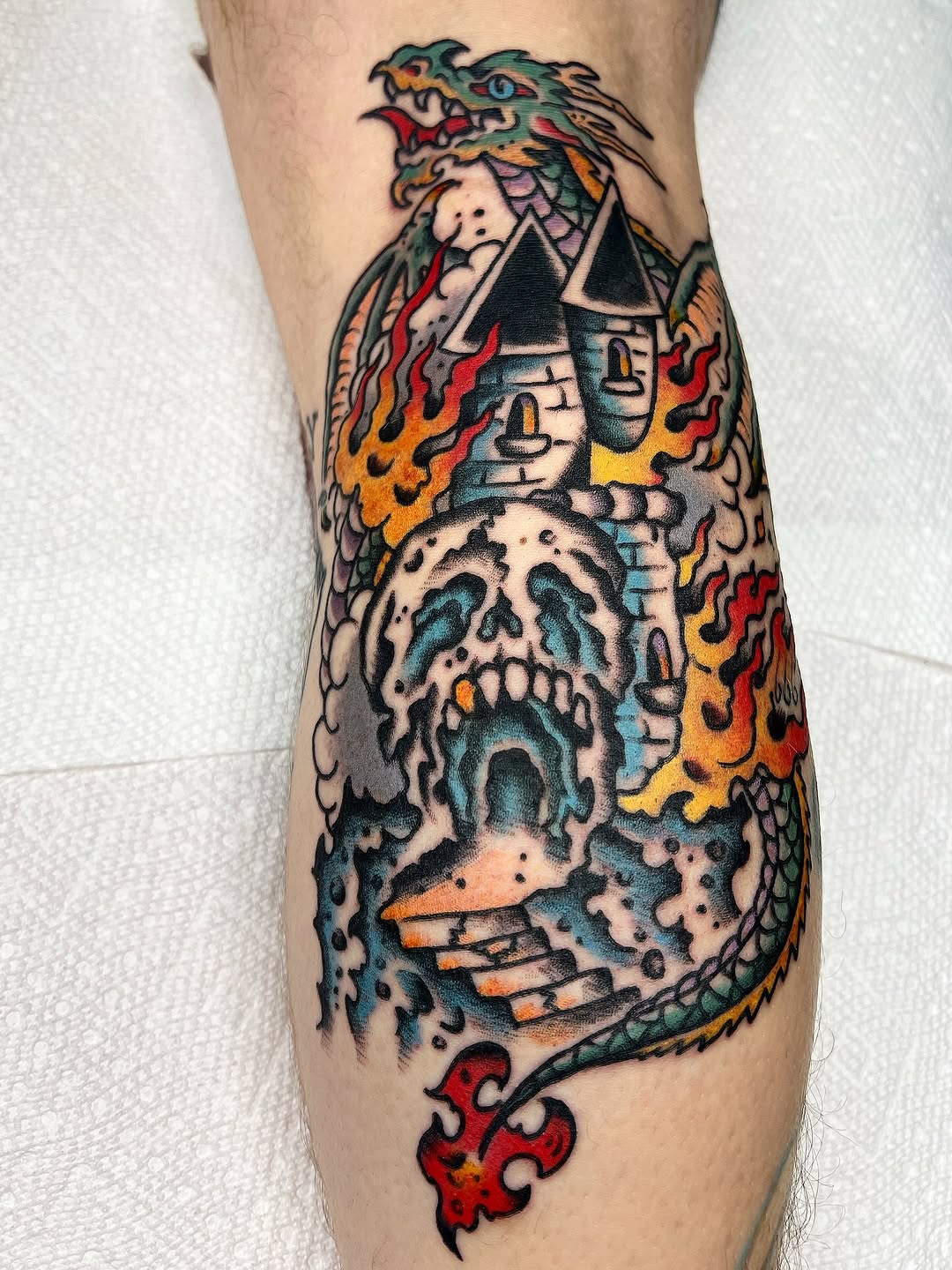 Tattoo by @leonetats โ american_traditional, illustrative
