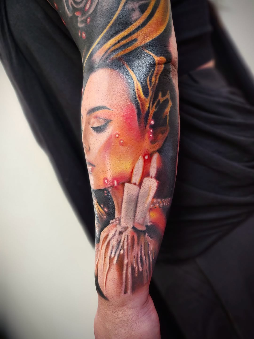 Tattoo by @su.tattoos_ — realism, dark_realism