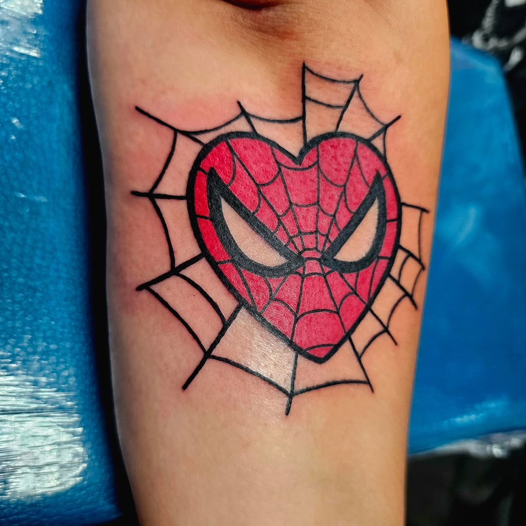 Tattoo by @chimera_ink — new_school