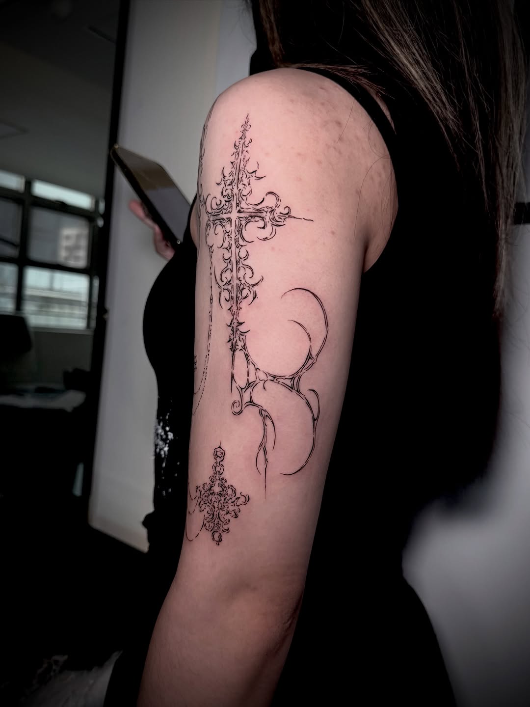 Tattoo by @_c._.yt_ โ fine_line, ornamental