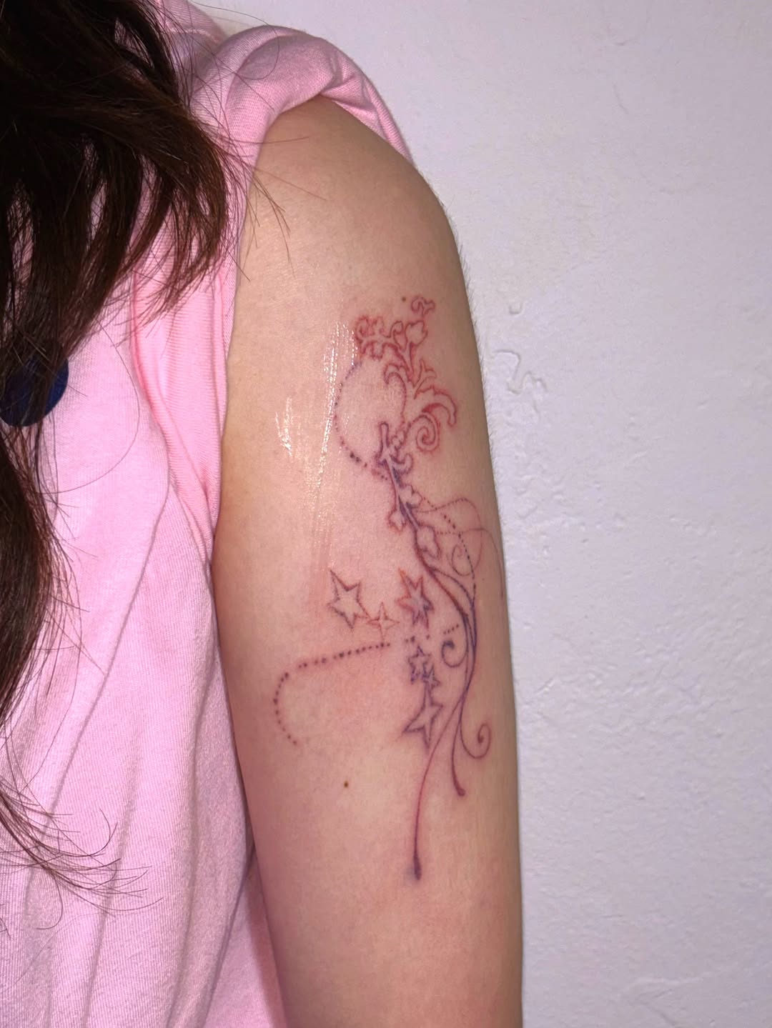 Tattoo by @heobi.tattoo.diary — fine_line, minimalist