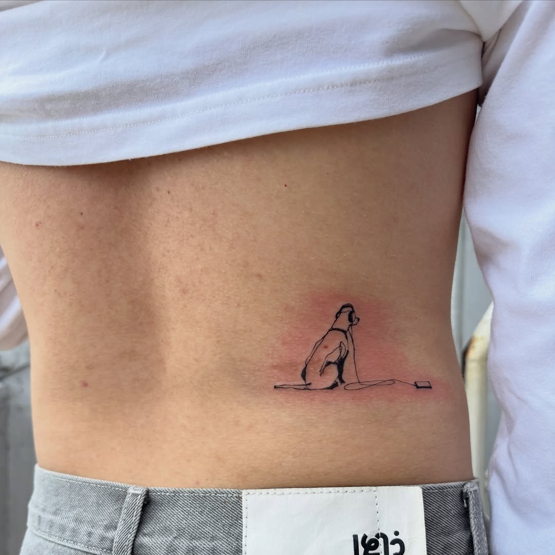 Tattoo by @filo.tatt โ fine_line, sketch