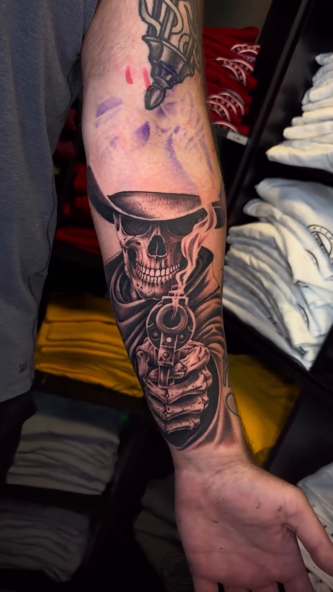 Tattoo by @arvay_tattoos — black_and_grey, realism