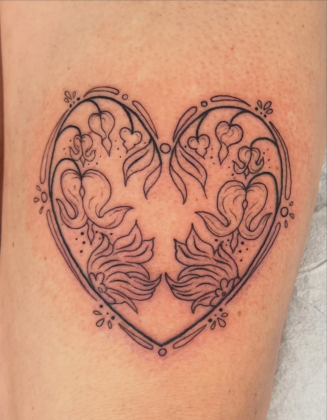 Tattoo by @beastlyflowers β fine_line, ornamental