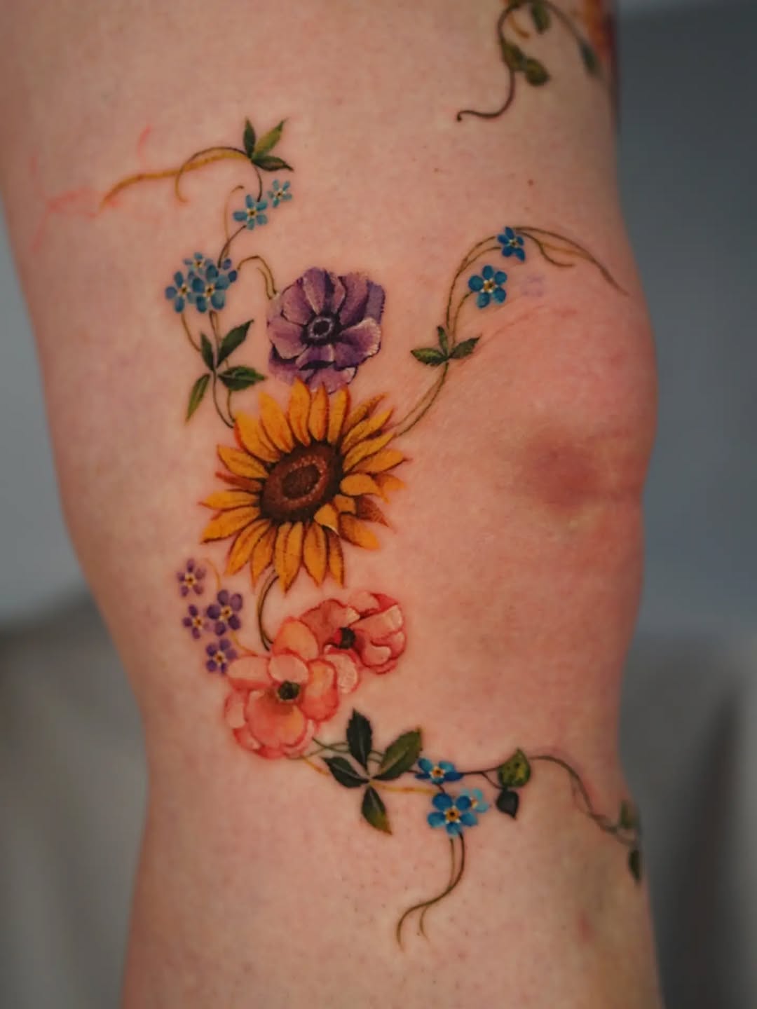 Tattoo by @vii_tattoo — watercolor, fine_line