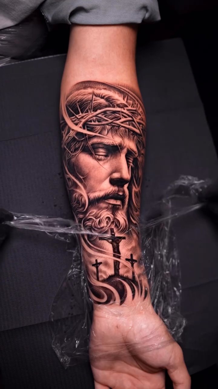 Tattoo by @brayan_ink_tattoo β realism, black_and_grey
