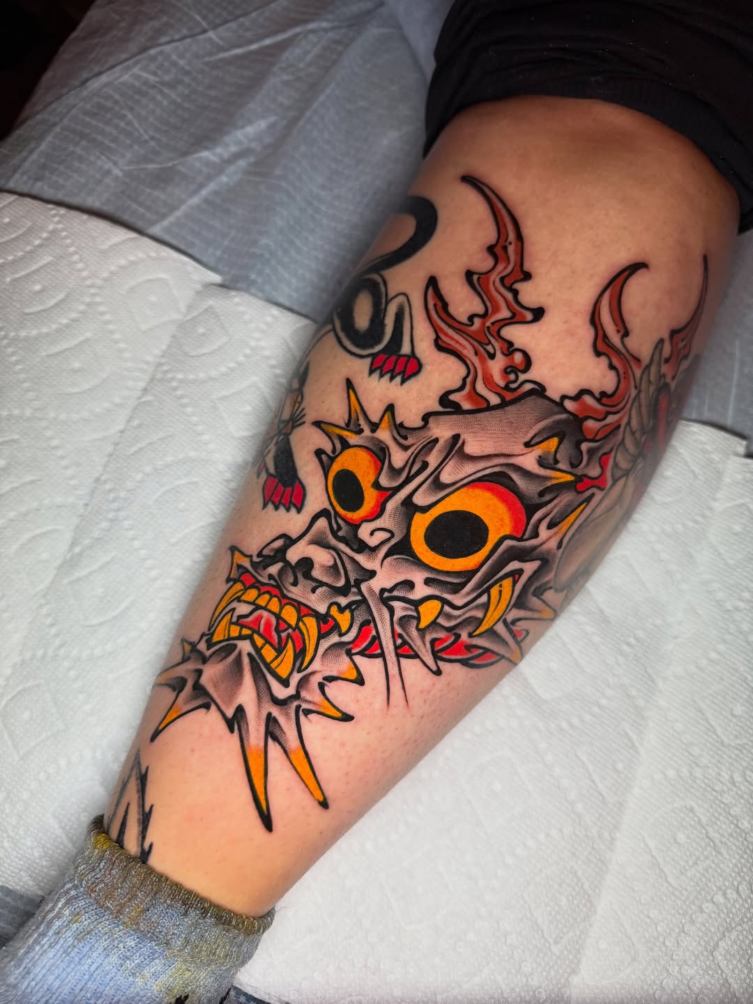 Tattoo by @woojintattoo — neo_traditional, japanese_irezumi