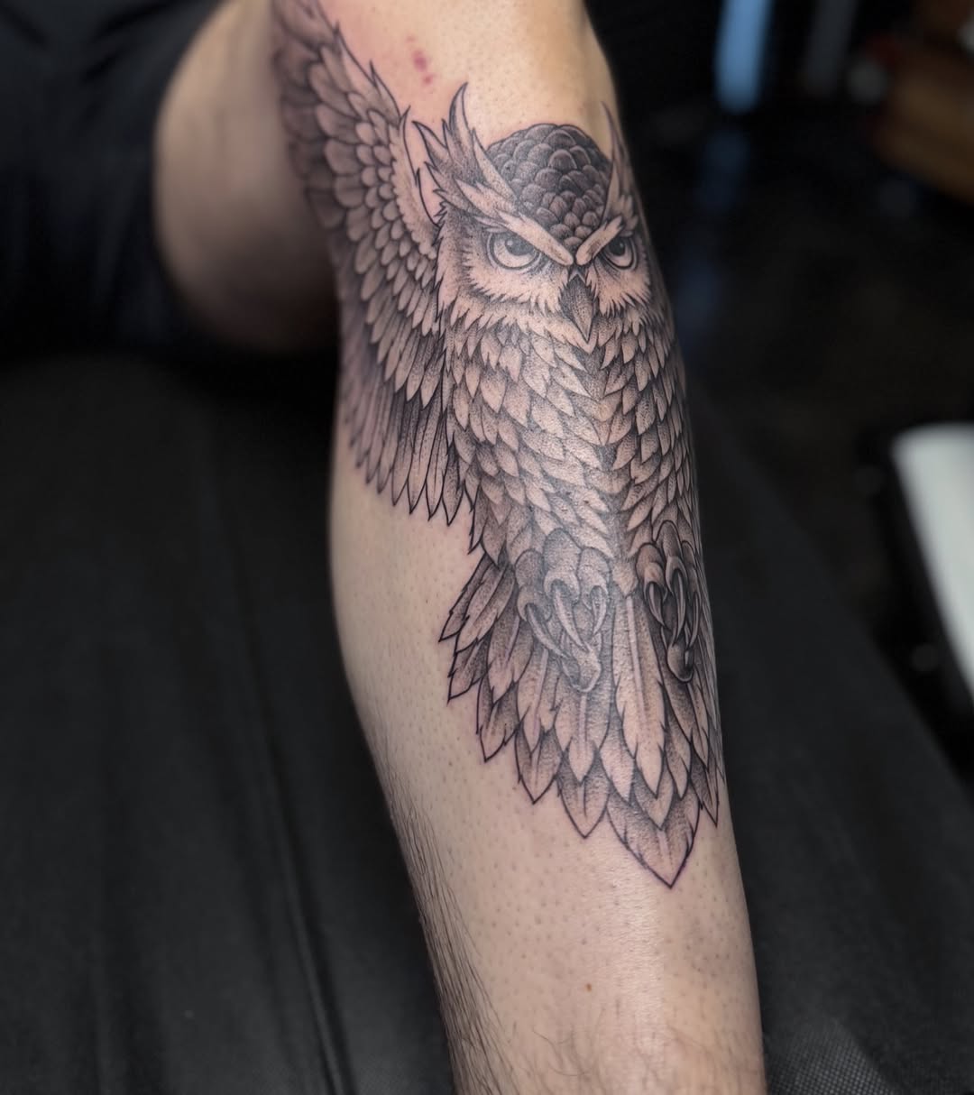 Tattoo by @rikkybobbytattoo โ realism, black_and_grey
