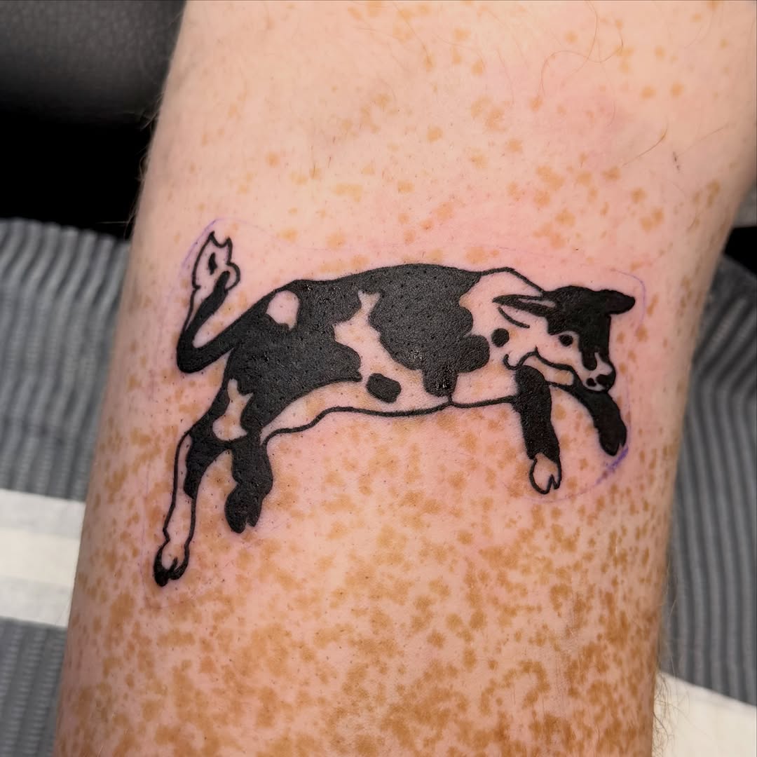 Tattoo by @chameleonart — blackwork