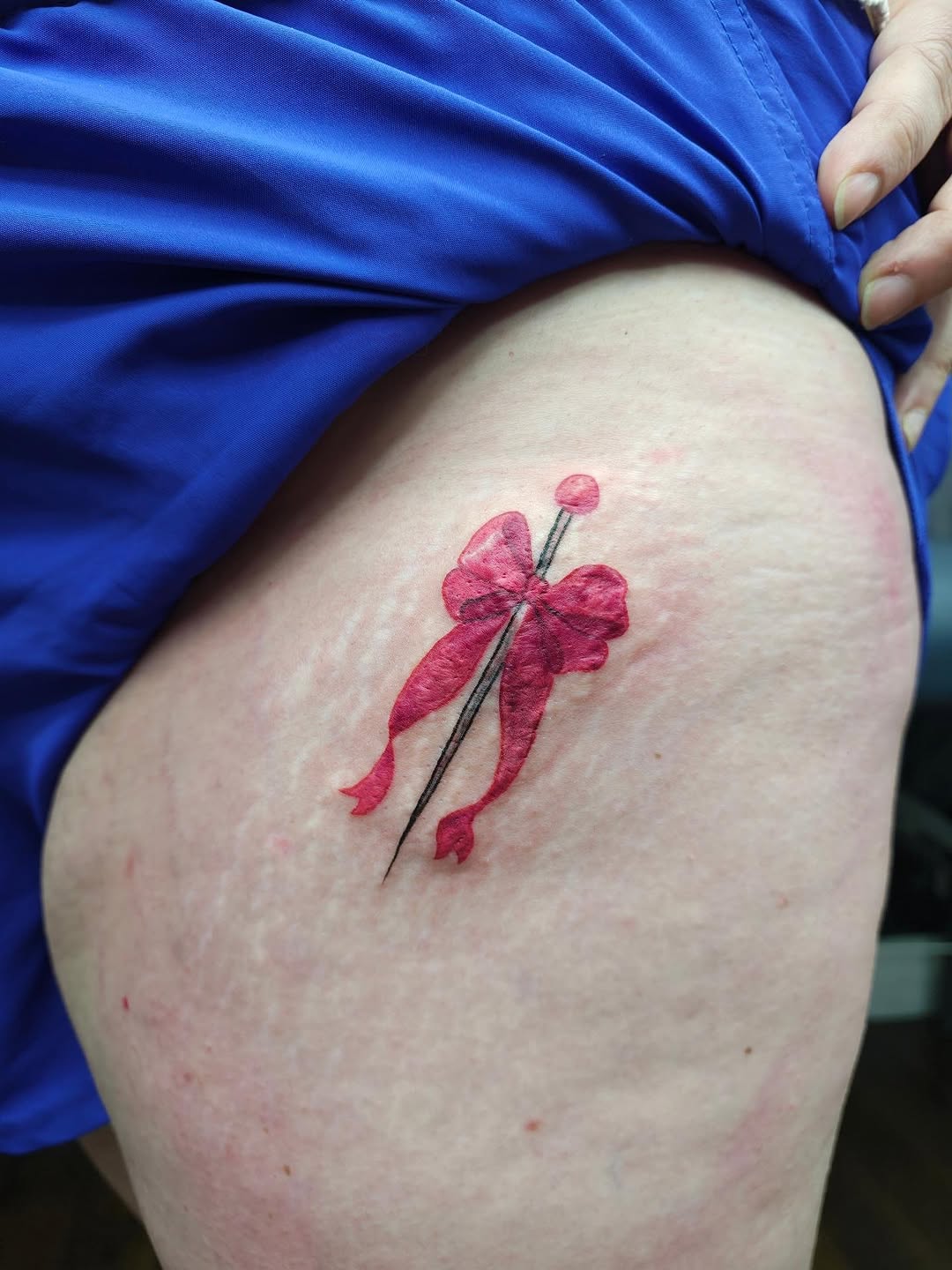 Tattoo by @peekaboo.img โ fine_line