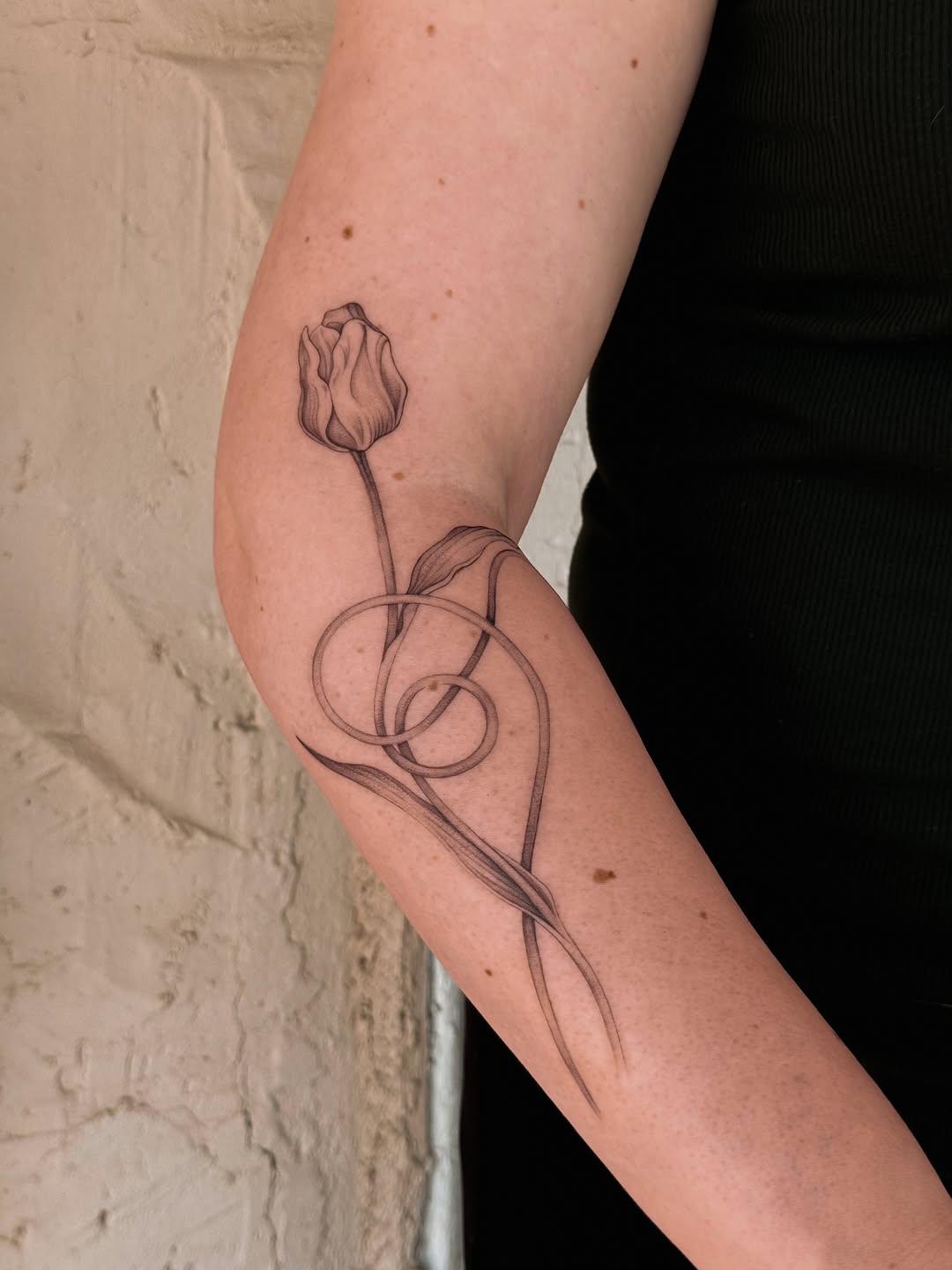 Tattoo by @cailintattoos — fine_line, illustrative