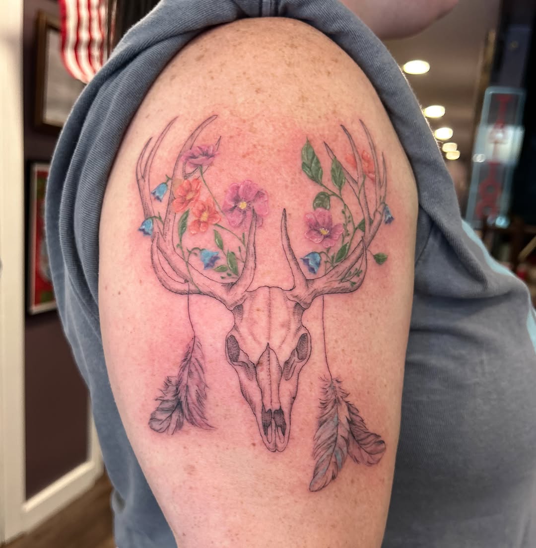 Tattoo by @theartistformerlyknownaslib โ fine_line, realism