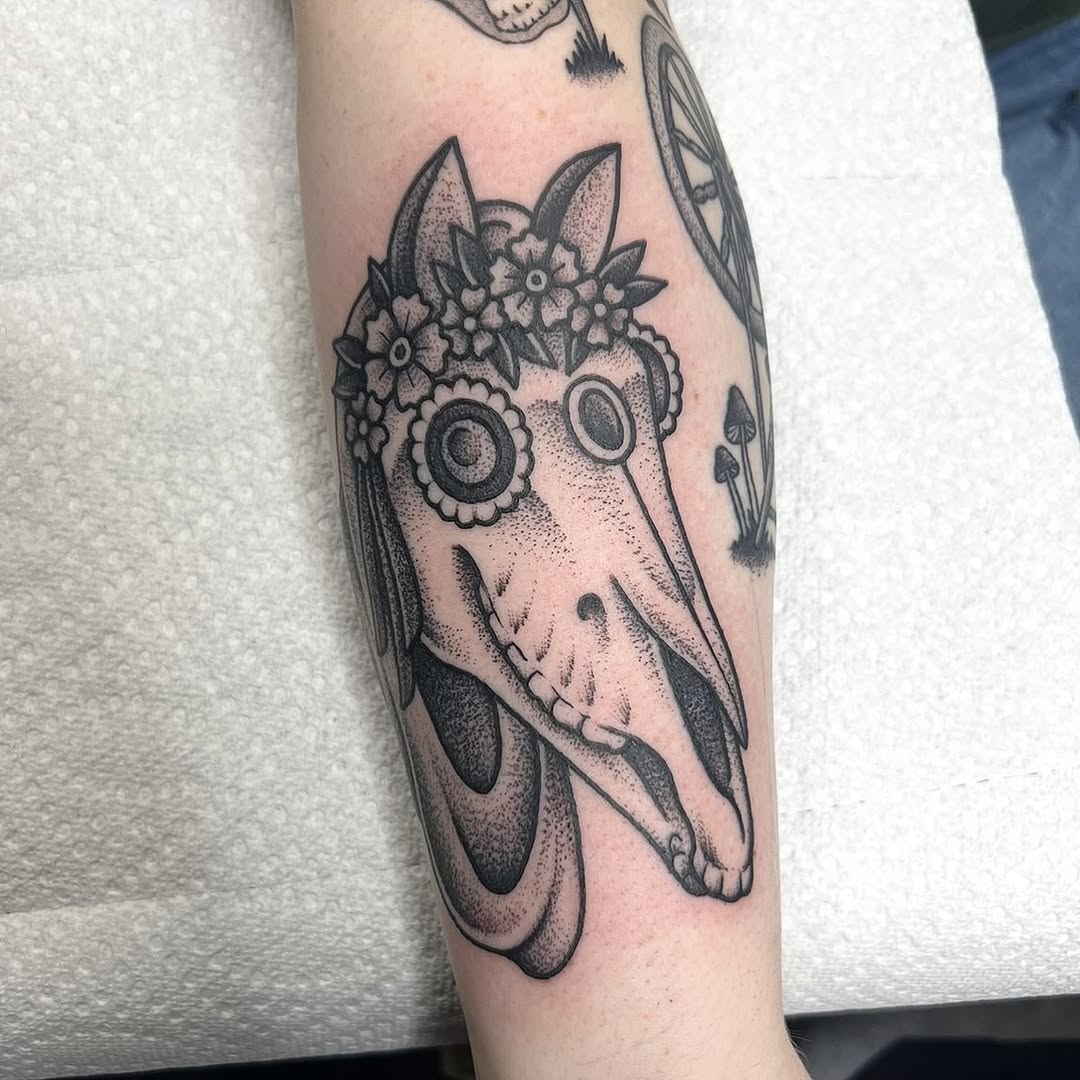 Tattoo by @taylorthetattooer โ dotwork, black_and_grey